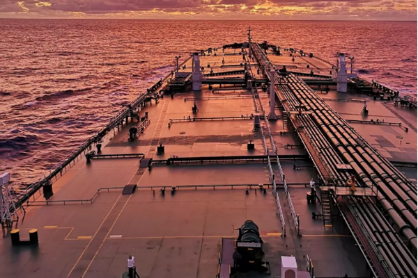 租家出尔反尔，油轮船东集体控诉，究竟怎么回事？